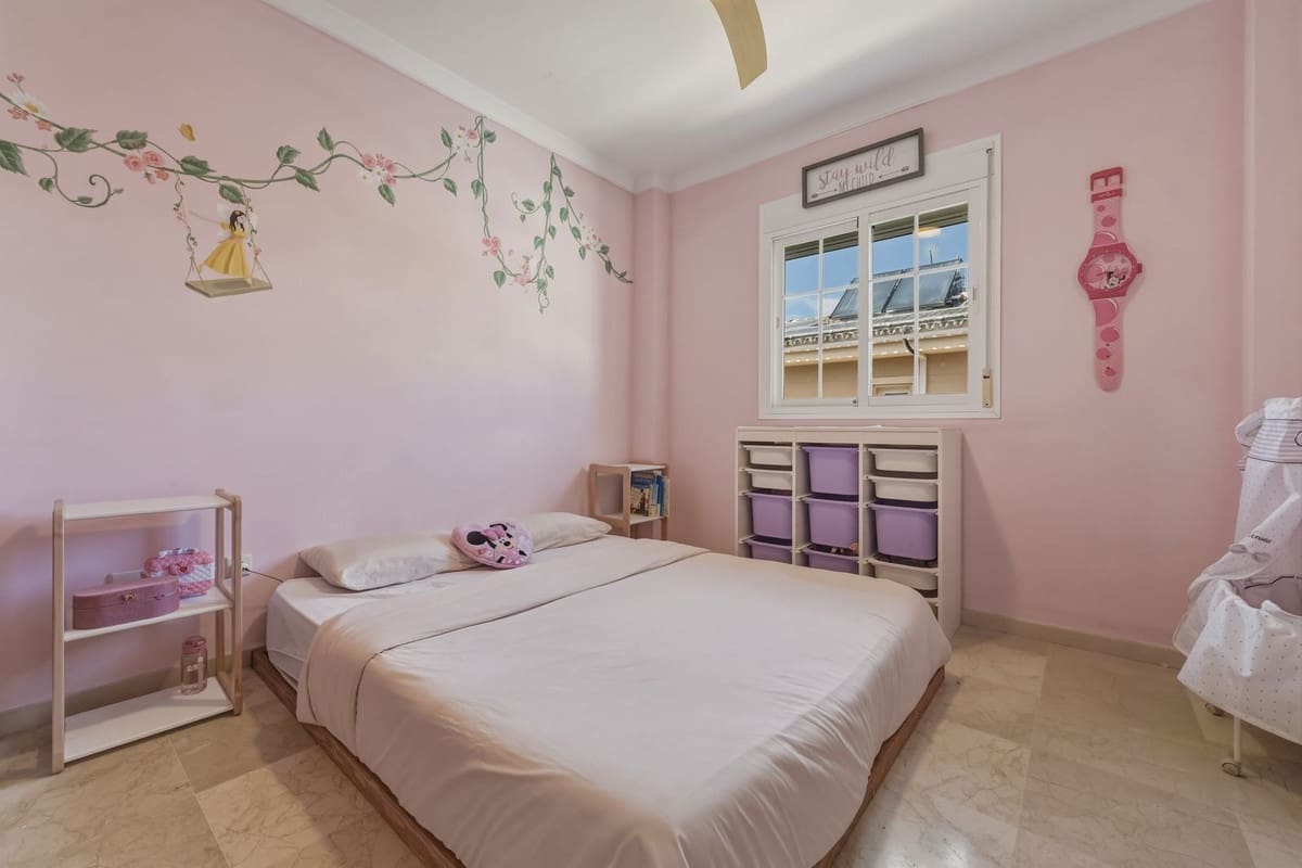 5 chambre Villa/Maison à vendre à La Cala Hills avec piscine garage - 810 000 € (Ref: 9646078)