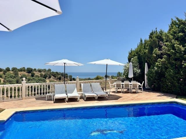 5 soverom Villa til salgs i Calahonda, Mijas med svømmebasseng garasje - € 1 100 000 (Ref: 9646297)