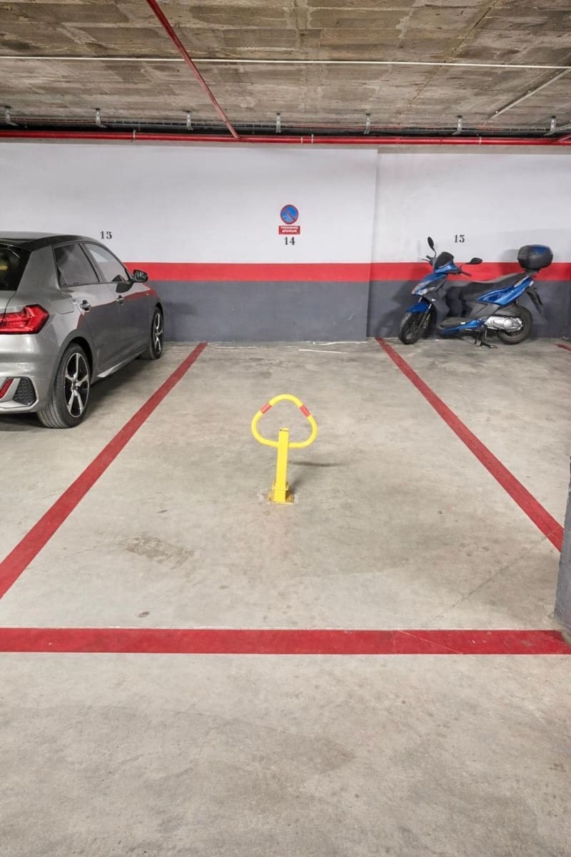 2 makuuhuone Huoneisto myytävänä paikassa Estepona mukana uima-altaan 
autotalli - 389 000 € (Ref: 9646474)