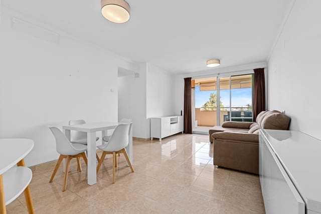 2 quarto Apartamento para venda em Estepona com piscina garagem - 389 000 € (Ref: 9646474)