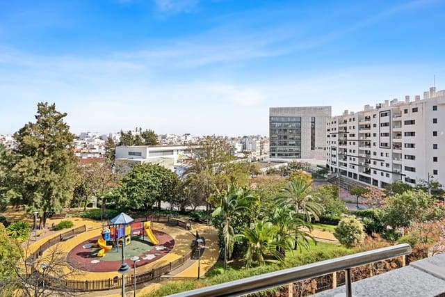 2 quarto Apartamento para venda em Estepona com piscina garagem - 389 000 € (Ref: 9646474)