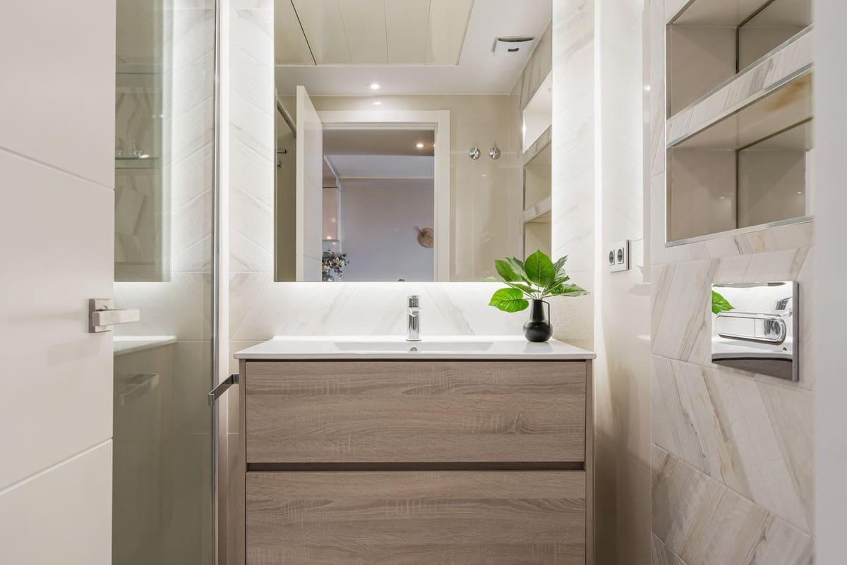 2 quarto Apartamento para venda em Estepona com piscina garagem - 359 000 € (Ref: 9669853)