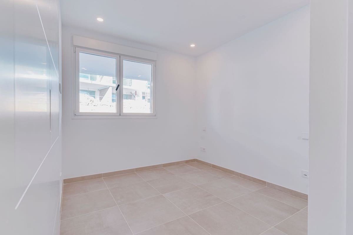 2 soveværelse Lejlighed til salg i La Alcaidesa med swimmingpool garage - € 525.000 (Ref: 9687434)