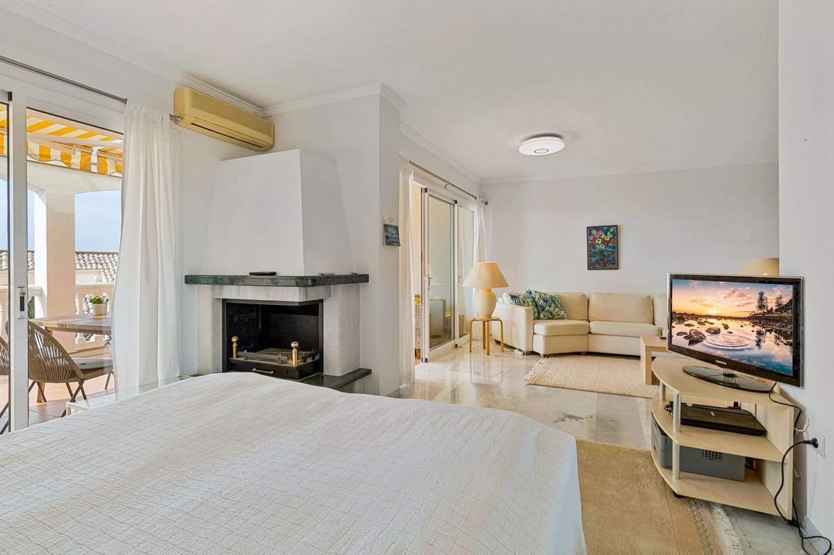 2 slaapkamer Appartement te koop in Fuengirola met zwembad garage - € 369.000 (Ref: 9687435)