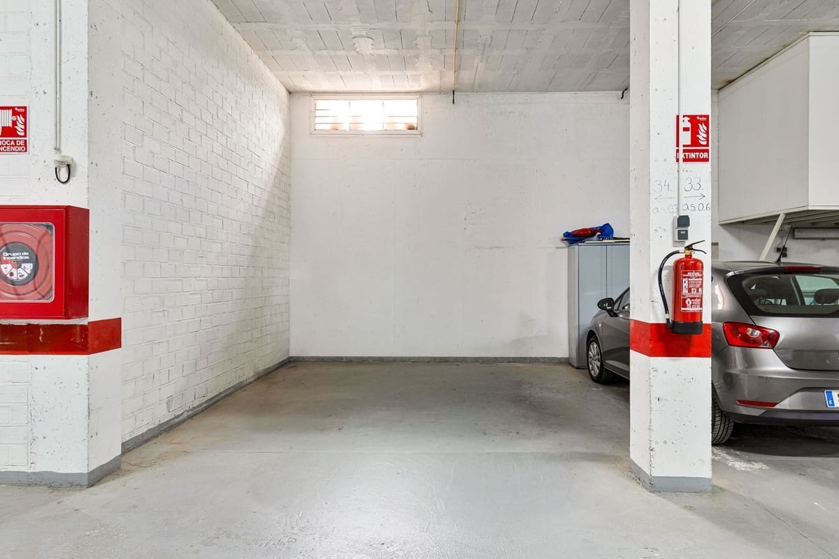 2 slaapkamer Appartement te koop in Fuengirola met zwembad garage - € 369.000 (Ref: 9687435)