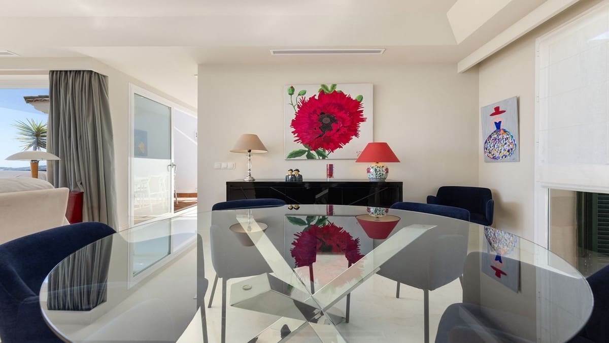 3 quarto Penthouse para venda em Bahia de Casares com piscina garagem - 650 000 € (Ref: 9687559)
