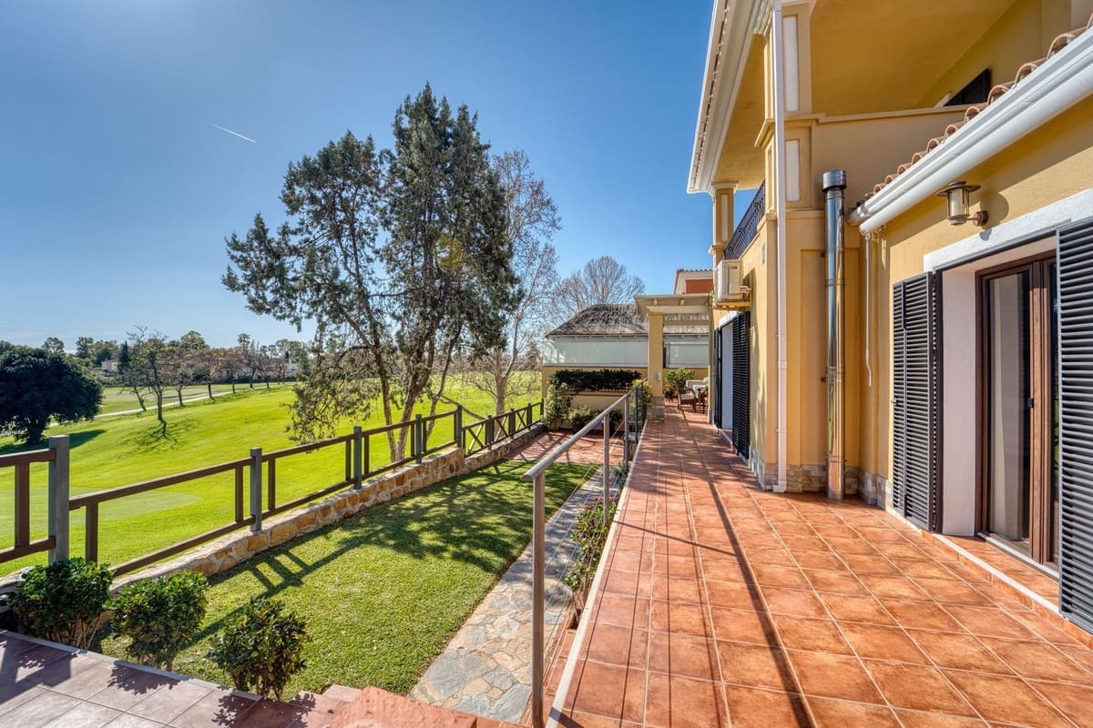 5 sypialnia Willa na sprzedaż w Guadalmina z basenem garażem - 1 580 000 € (Ref: 9688505)