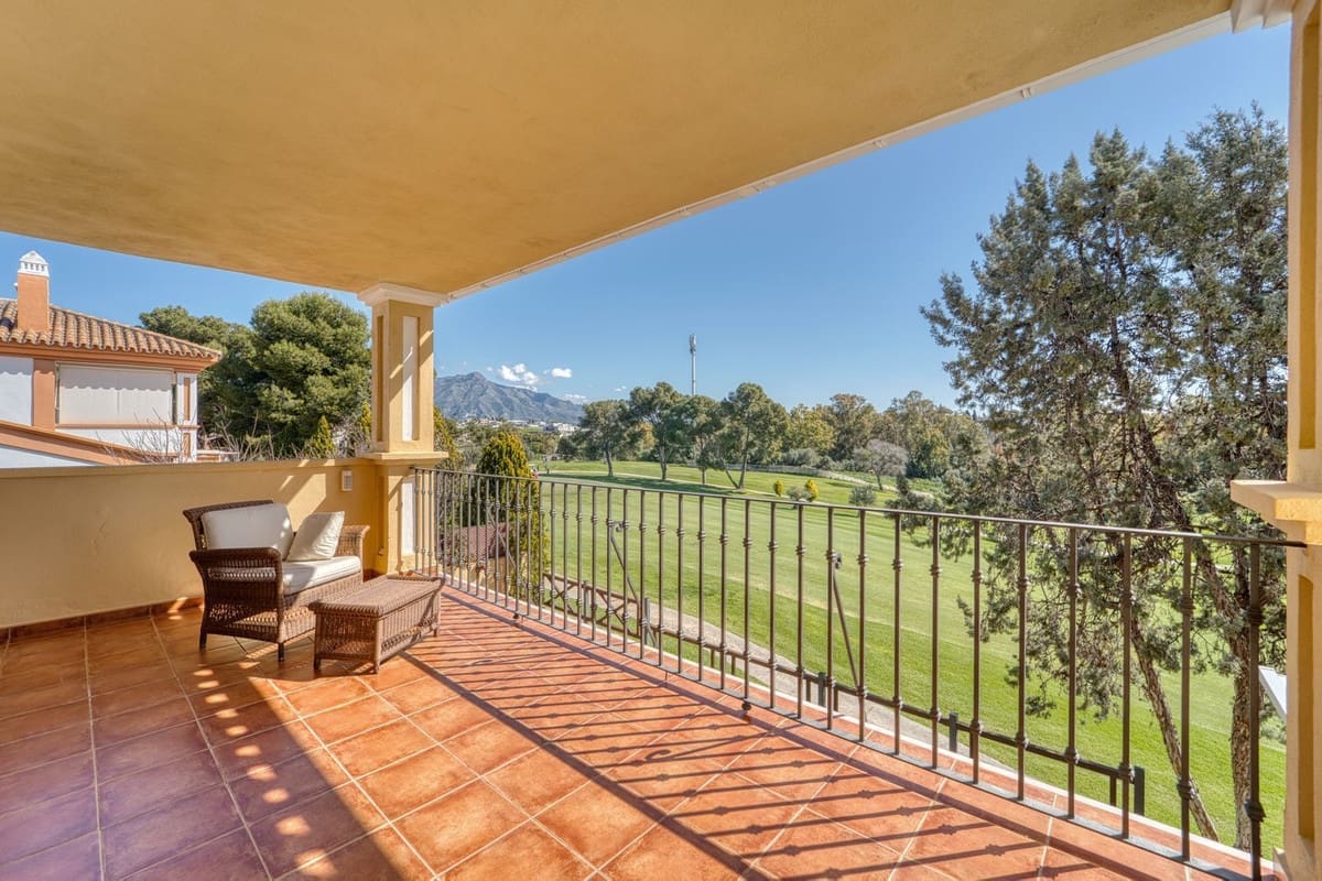 5 sypialnia Willa na sprzedaż w Guadalmina z basenem garażem - 1 580 000 € (Ref: 9688505)
