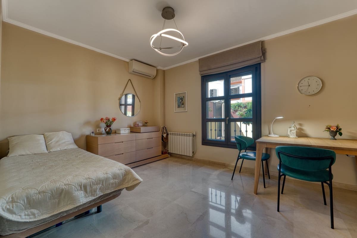 5 sypialnia Willa na sprzedaż w Guadalmina z basenem garażem - 1 580 000 € (Ref: 9688505)