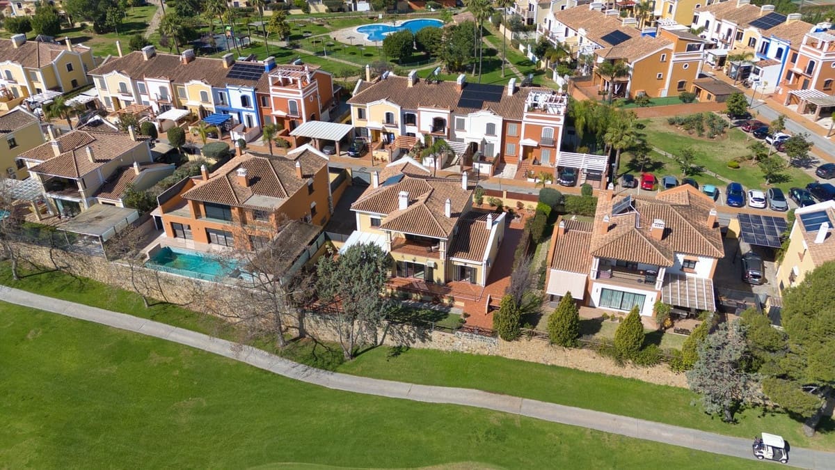 5 sypialnia Willa na sprzedaż w Guadalmina z basenem garażem - 1 580 000 € (Ref: 9688505)