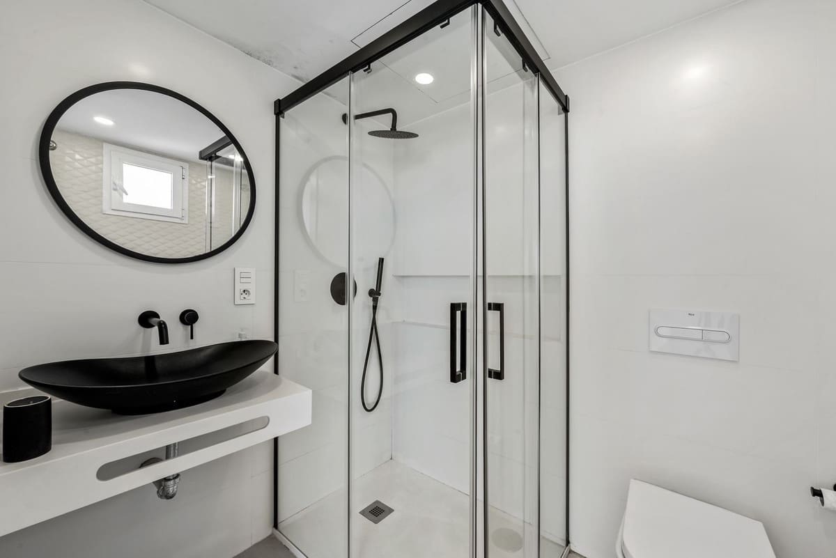 2 bedroom Apartment for sale in Fuengirola with garage - € 540,000 (Ref: 9700020)