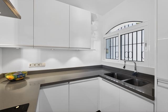 2 camera da letto Casa in vendita in Cabopino, Marbella con piscina - 450.000 € (Rif: 9700187)