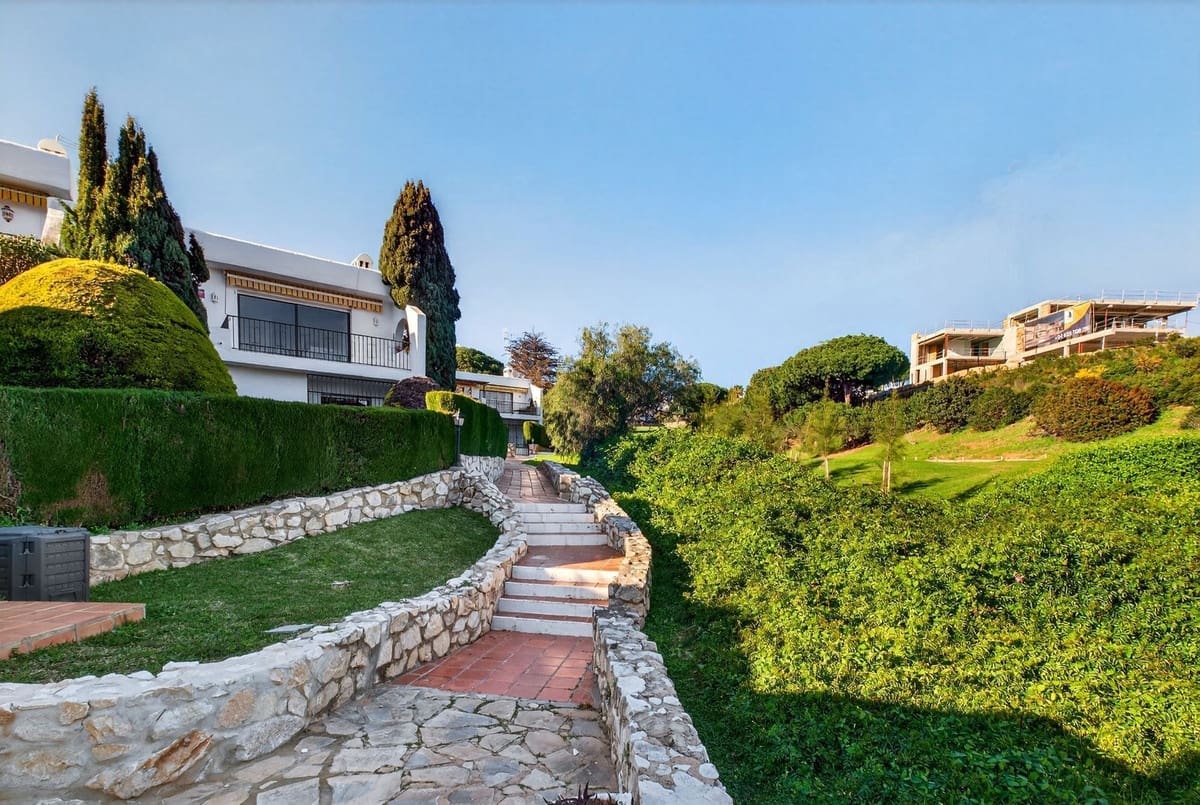 2 camera da letto Casa in vendita in Cabopino con piscina - 450.000 € (Rif: 9700187)