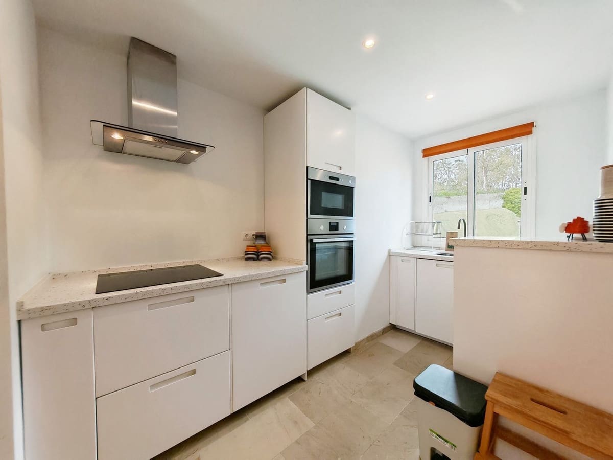 3 chambre Appartement à vendre à Bahia de Casares avec piscine garage - 290 000 € (Ref: 9729494)