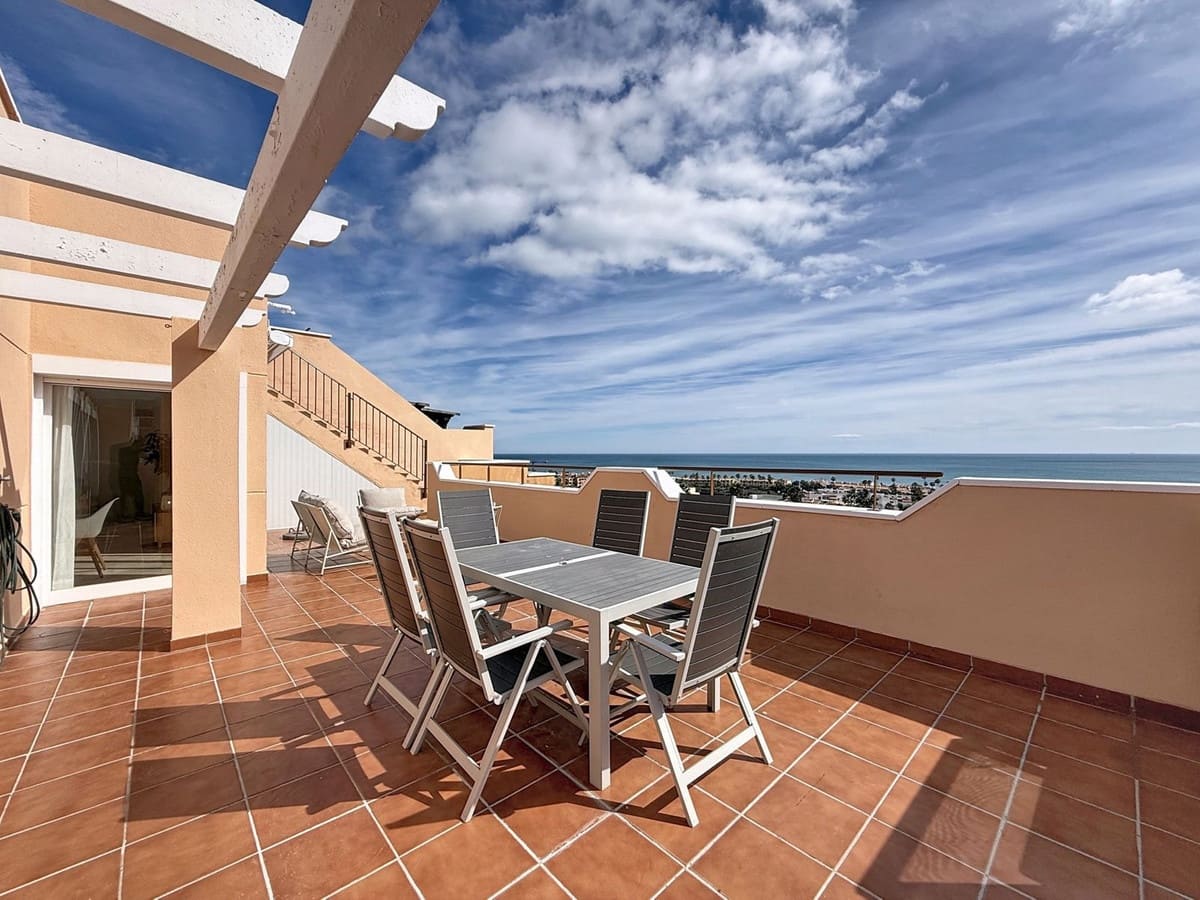 2 bedroom Apartment for sale in Bahia de Casares with pool garage - € 495,000 (Ref: 9750949)
