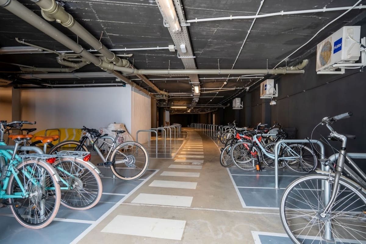 2 Zimmer Apartment zu verkaufen in Estepona mit Pool - 888.000 € (Ref: 9754269)