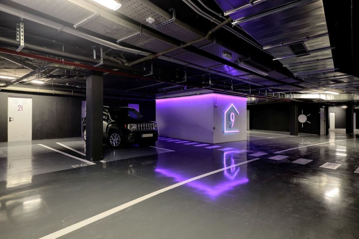 2 Zimmer Apartment zu verkaufen in Estepona mit Pool - 888.000 € (Ref: 9754269)