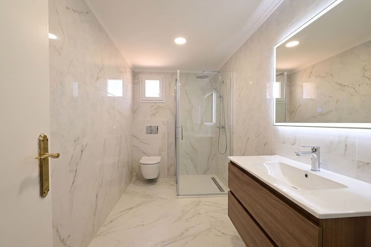 2 slaapkamer Penthouse te koop in Fuengirola met garage - € 810.000 (Ref: 9761528)