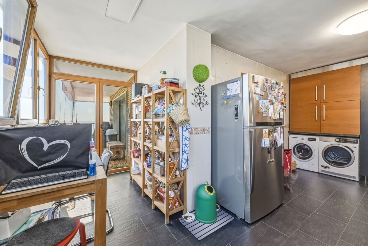 2 slaapkamer Penthouse te koop in Fuengirola met garage - € 810.000 (Ref: 9761528)