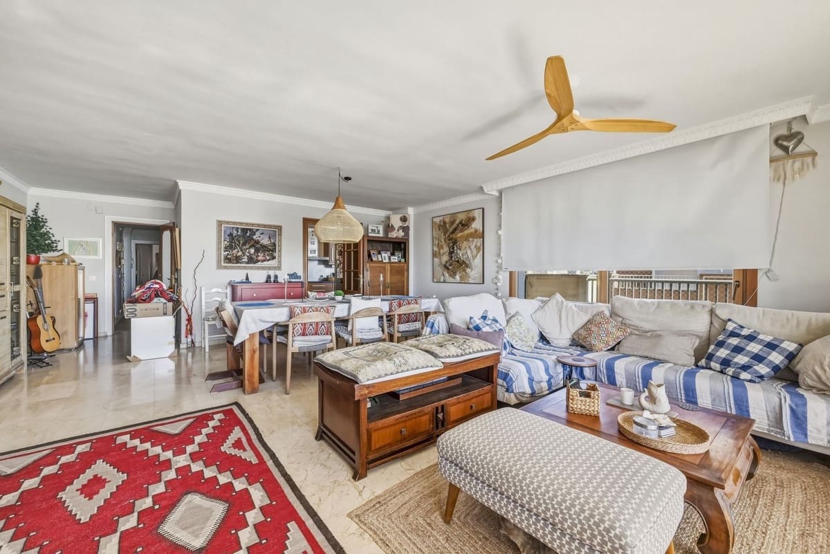 2 bedroom Penthouse for sale in Fuengirola with garage - € 810,000 (Ref: 9761528)