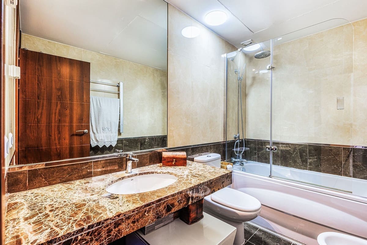 3 bedroom Apartment for sale in Mijas Costa with pool garage - € 525,000 (Ref: 9772048)