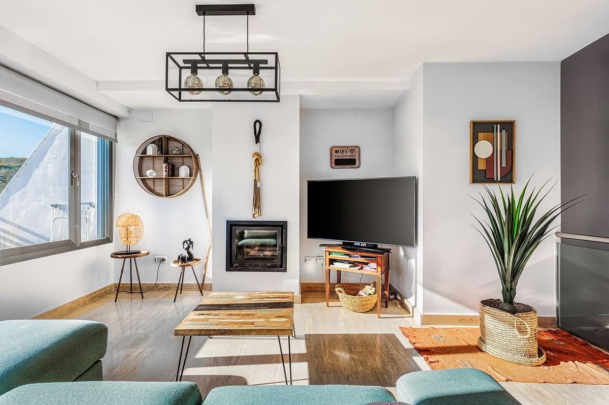 3 bedroom Apartment for sale in Mijas Costa with pool garage - € 525,000 (Ref: 9772048)