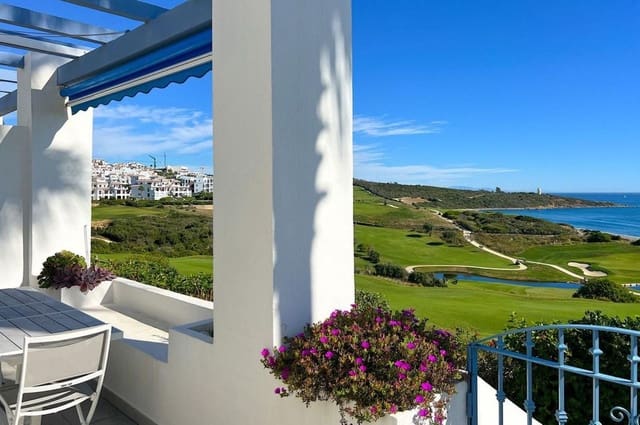 3 soveværelse Byhus til salg i La Alcaidesa med swimmingpool garage - € 875.000 (Ref: 9781429)