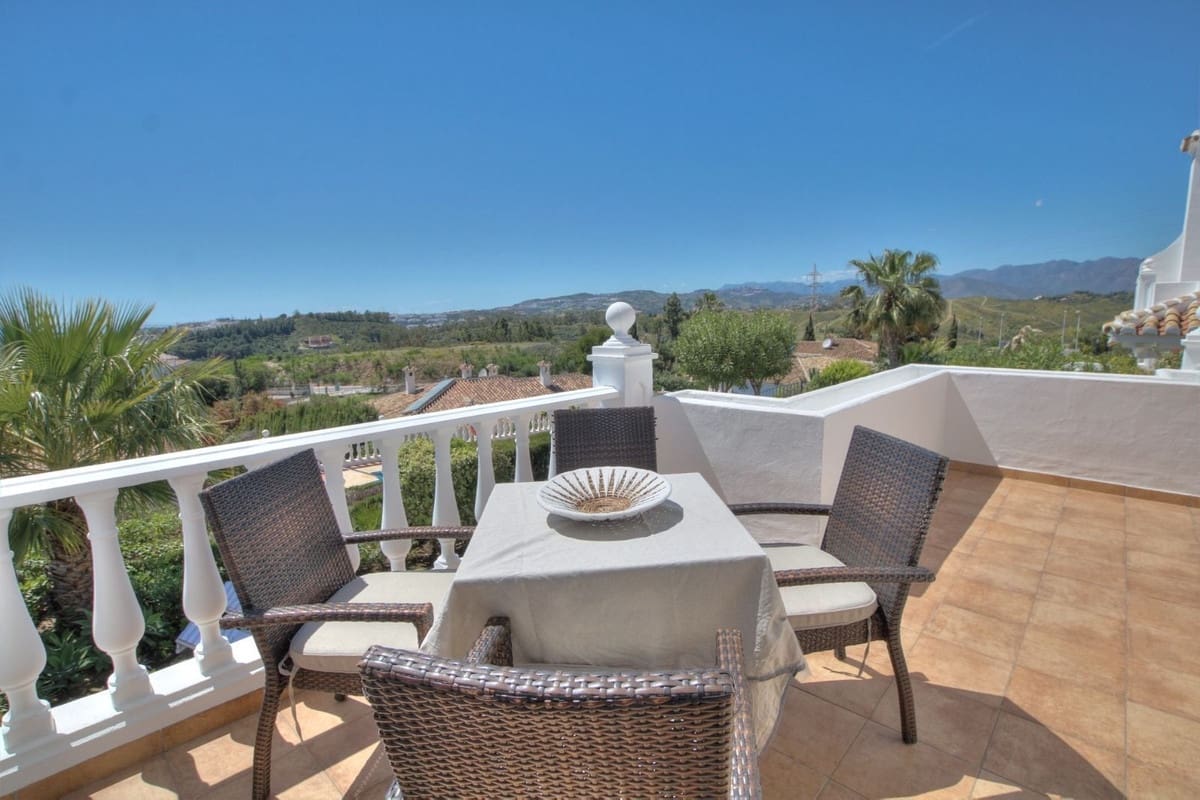 2 camera da letto Villetta Bifamiliare in vendita in Mijas Costa con piscina garage - 695.000 € (Rif: 9787923)