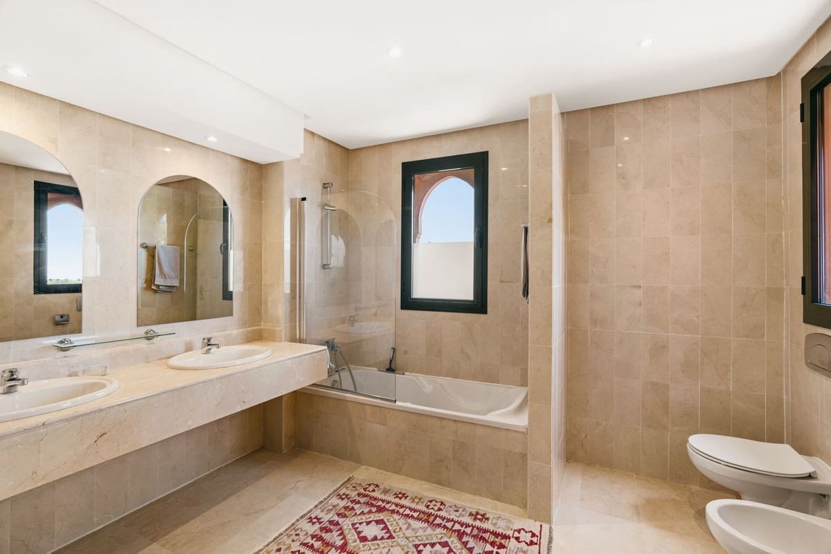 3 Zimmer Penthouse zu verkaufen in Calahonda mit Pool Garage - 635.000 € (Ref: 9788842)