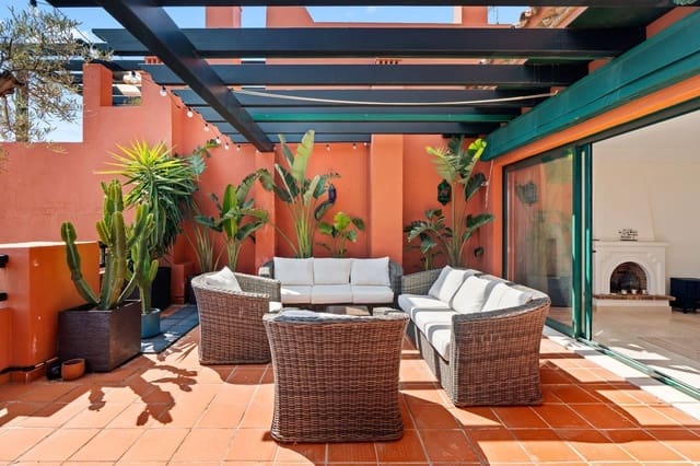 3 Zimmer Penthouse zu verkaufen in Calahonda, Mijas mit Pool Garage - 635.000 € (Ref: 9788842)