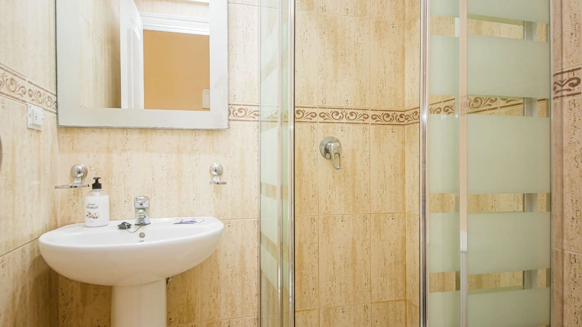 2 slaapkamer Appartement te koop in La Duquesa / Puerto de la Duquesa met zwembad garage - € 319.000 (Ref: 9793214)