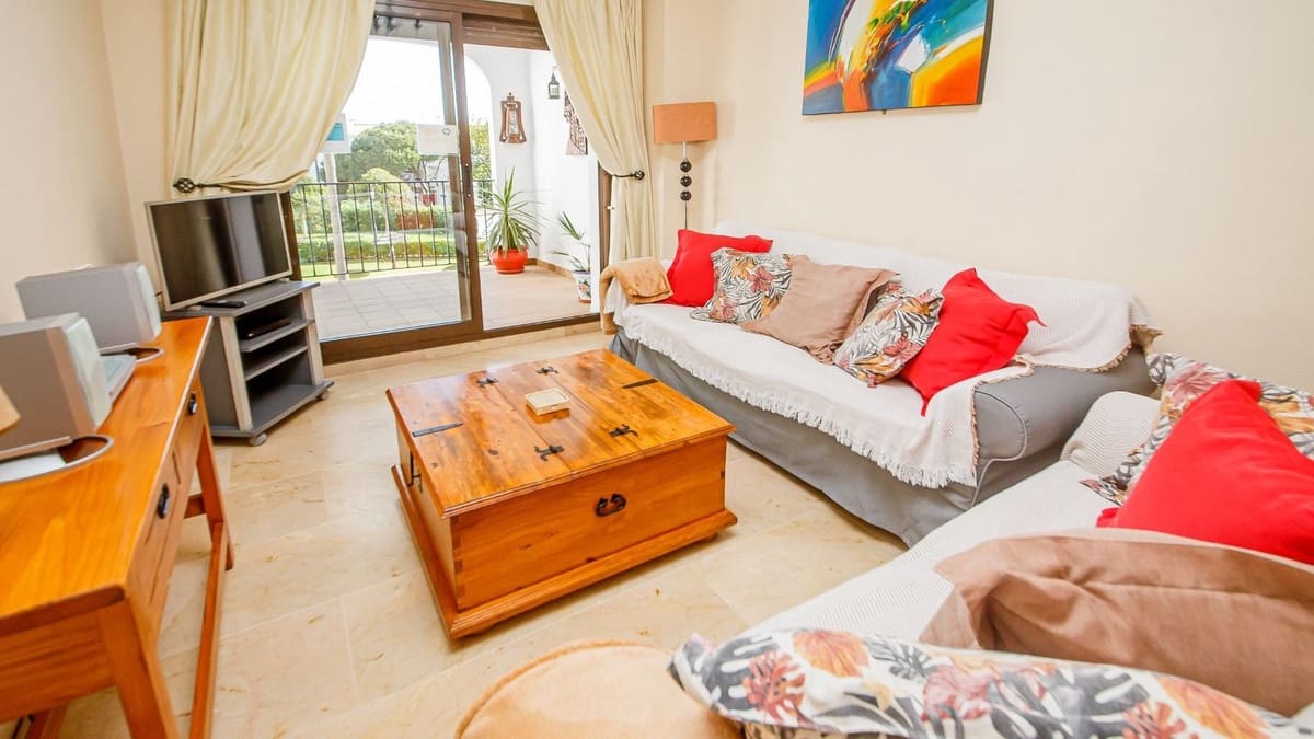 2 slaapkamer Appartement te koop in La Duquesa / Puerto de la Duquesa met zwembad garage - € 319.000 (Ref: 9793214)