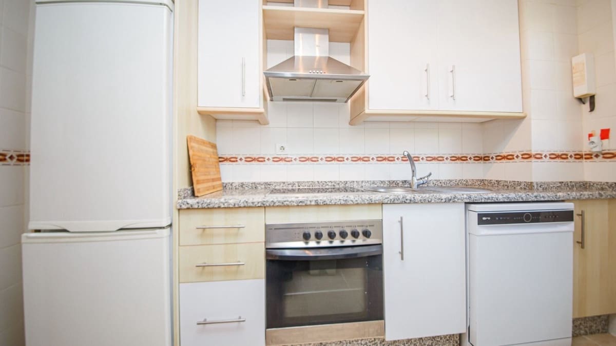 2 Zimmer Apartment zu verkaufen in Bahia de Casares mit Pool Garage - 229.000 € (Ref: 9793215)