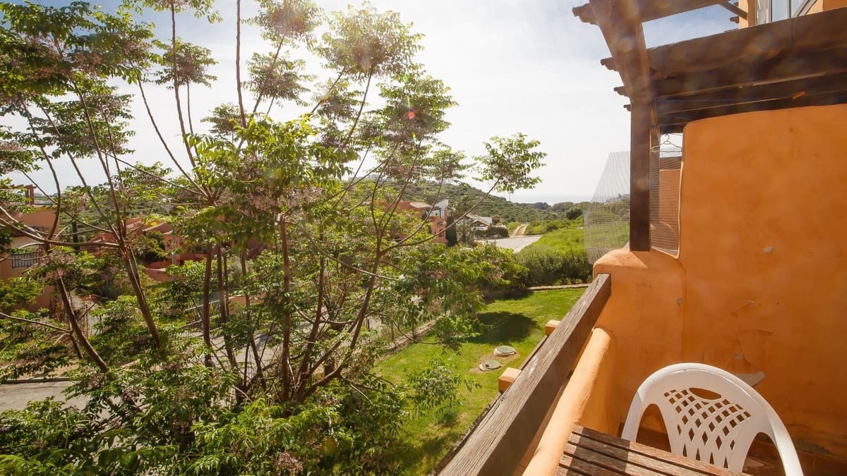 2 Zimmer Apartment zu verkaufen in Bahia de Casares mit Pool Garage - 229.000 € (Ref: 9793215)