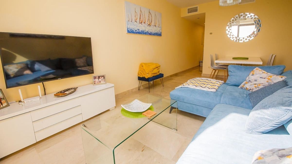 2 soveværelse Penthouse til salg i La Duquesa / Puerto de la Duquesa med swimmingpool garage - € 240.000 (Ref: 9795542)