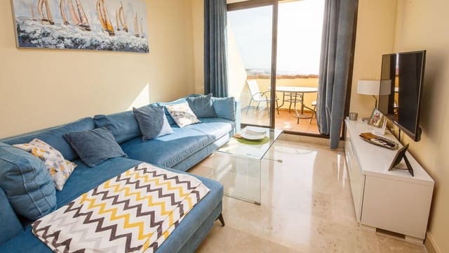 2 soveværelse Penthouse til salg i La Duquesa / Puerto de la Duquesa, Manilva med swimmingpool garage - € 240.000 (Ref: 9795542)