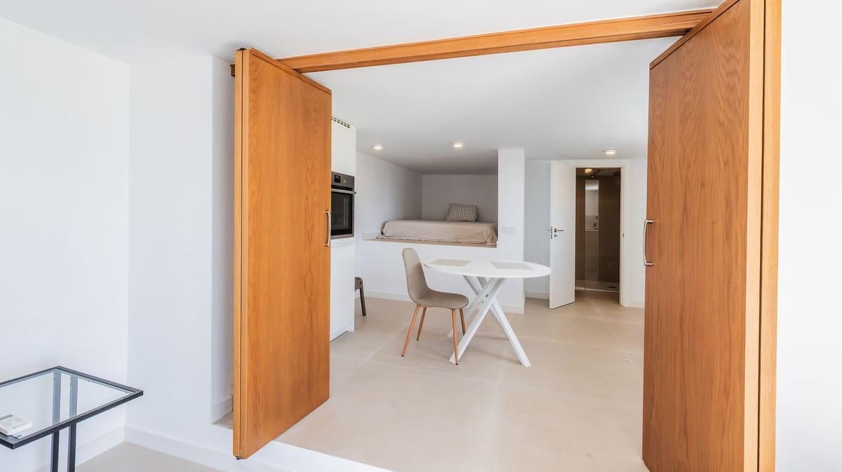 4 makuuhuone Huvila myytävänä paikassa Benalmadena mukana uima-altaan 
autotalli - 1 450 000 € (Ref: 9805613)