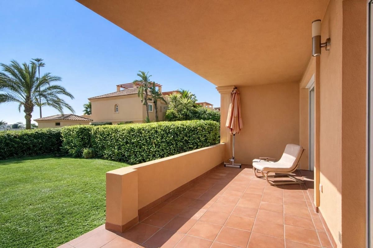 3 sypialnia Dom na sprzedaż w Buenas Noches z basenem garażem - 450 000 € (Ref: 9807504)