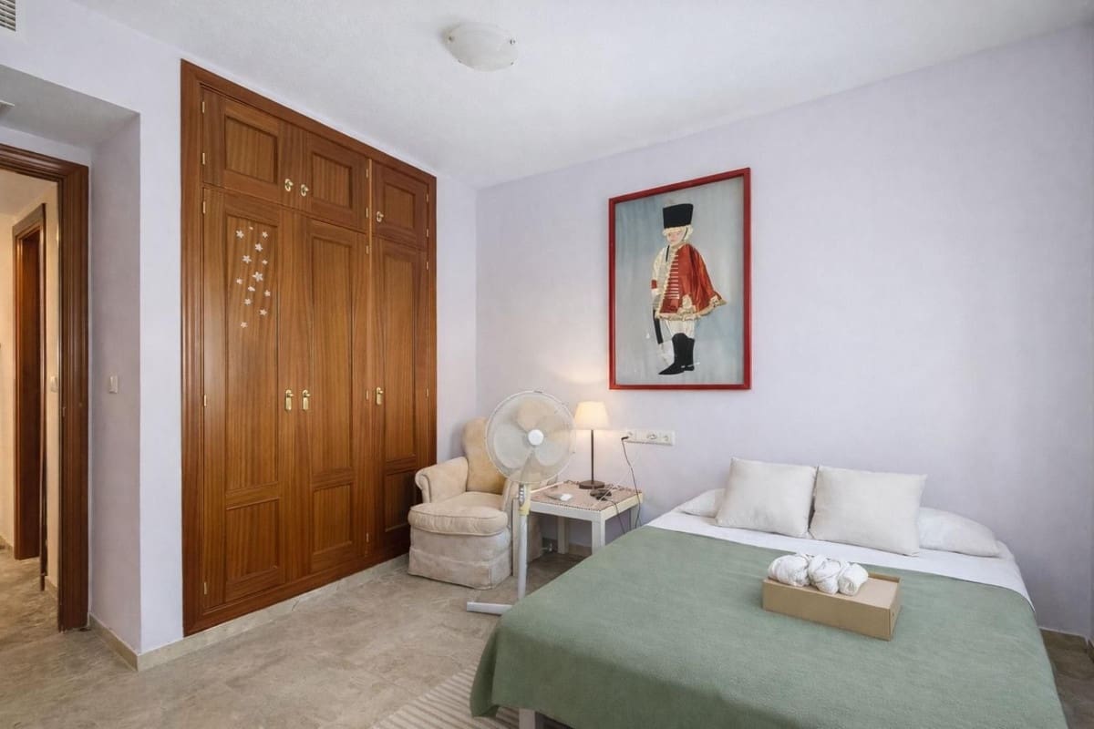 3 sypialnia Dom na sprzedaż w Buenas Noches z basenem garażem - 450 000 € (Ref: 9807504)