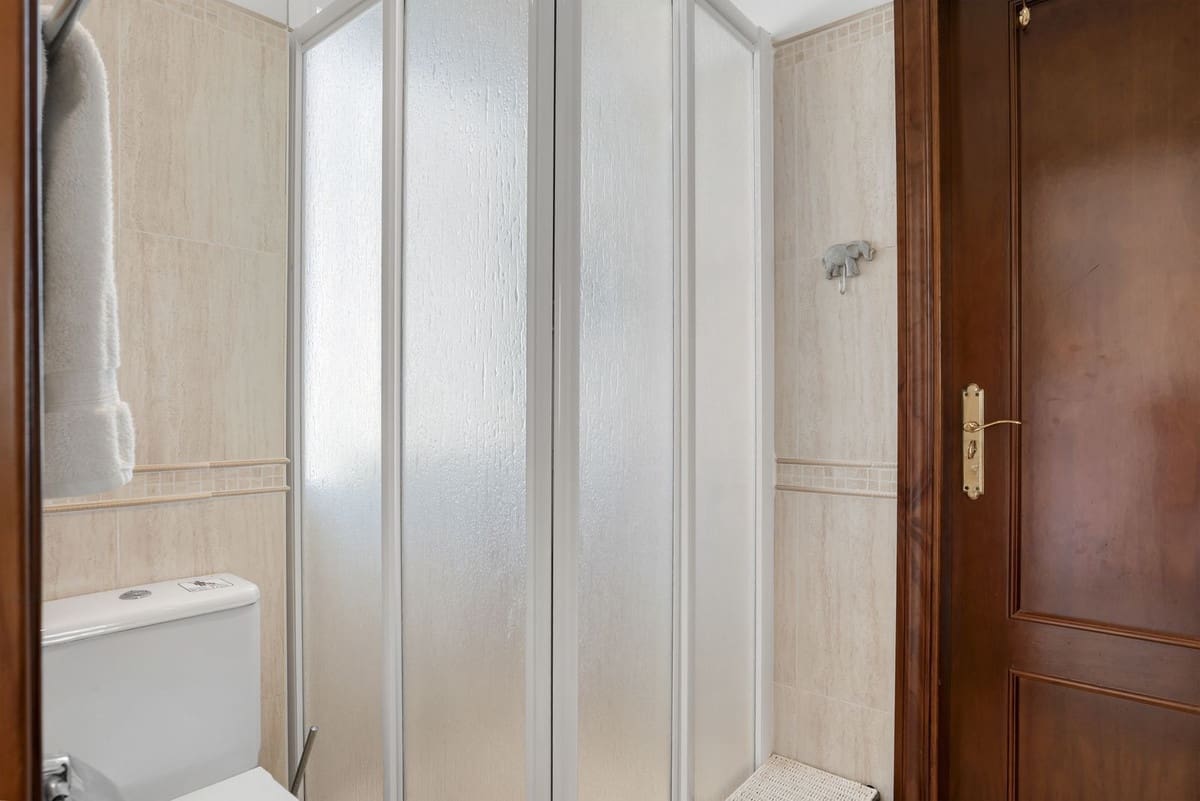 5 Zimmer Villa zu verkaufen in Mijas Costa mit Pool Garage - 995.000 € (Ref: 9809466)