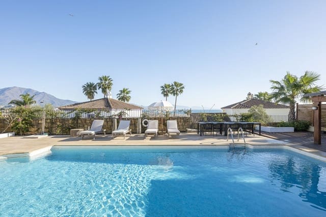 6 sypialnia Willa na sprzedaż w La Duquesa / Puerto de la Duquesa, Manilva z basenem garażem - 2 800 000 € (Ref: 9813461)