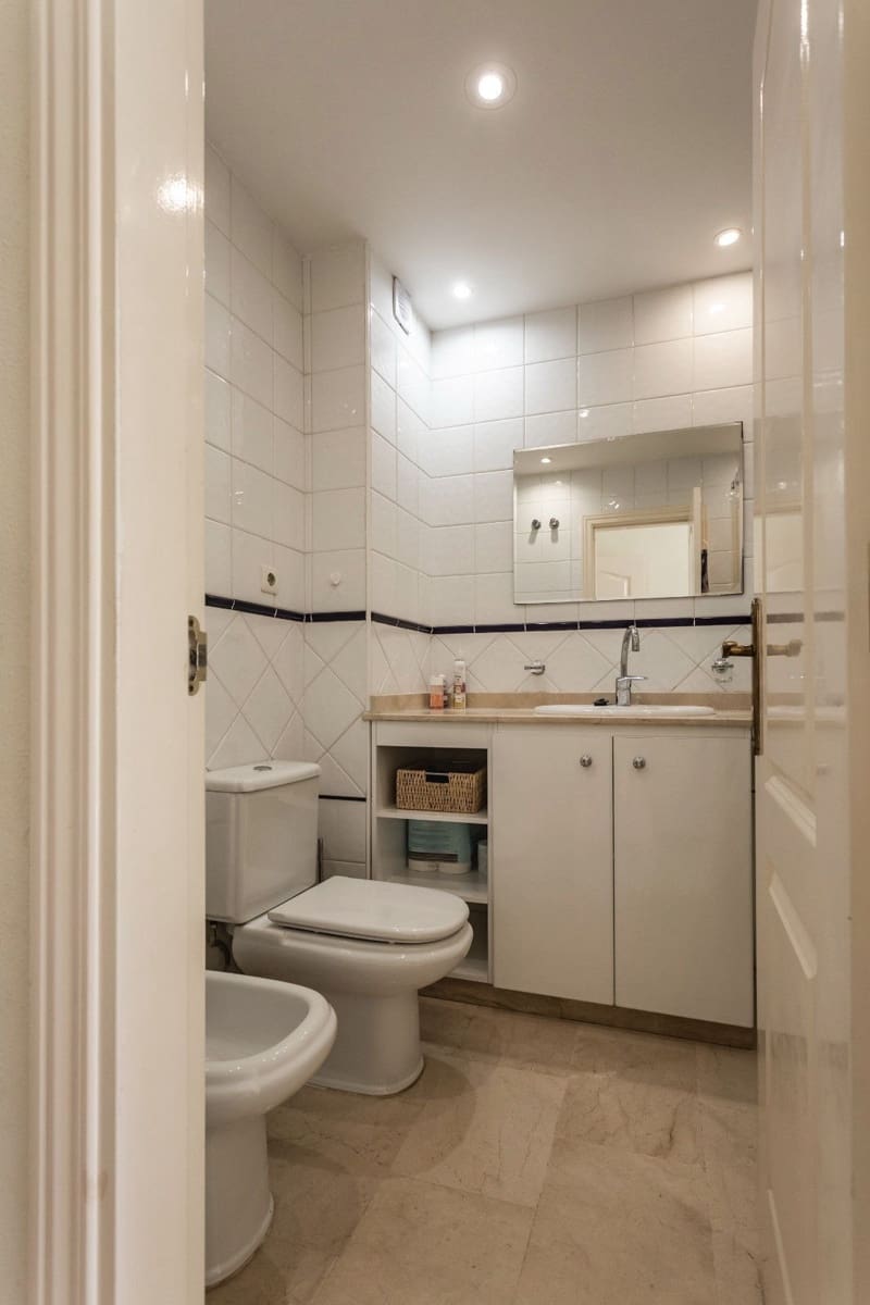 Apartamento de 2 habitaciones en Mijas Costa en venta con piscina garaje - 399.000 € (Ref: 9815161)
