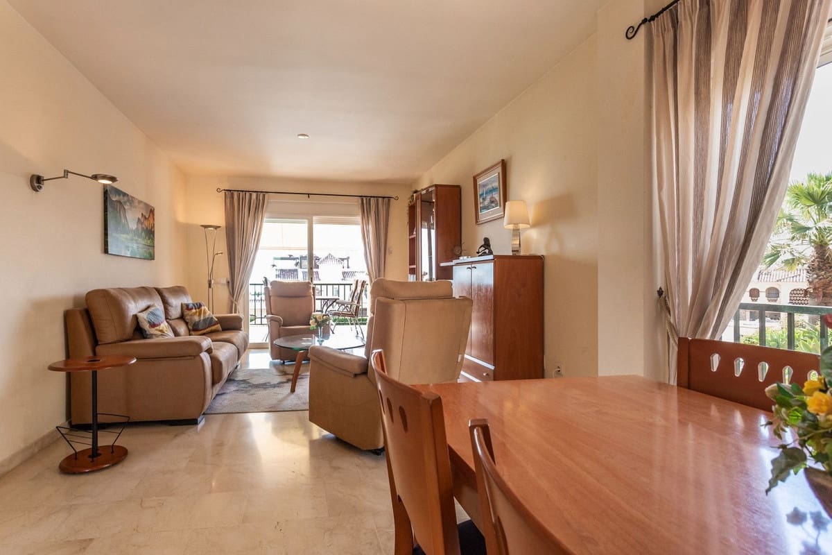 Apartamento de 2 habitaciones en Mijas Costa en venta con piscina garaje - 399.000 € (Ref: 9815161)