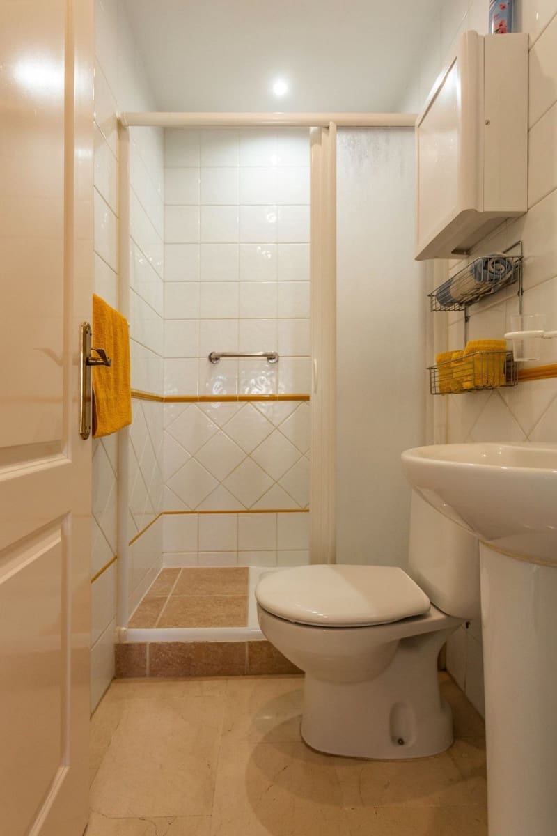 Apartamento de 2 habitaciones en Mijas Costa en venta con piscina garaje - 399.000 € (Ref: 9815161)