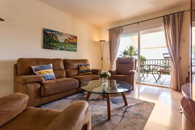 Apartamento de 2 habitaciones en Mijas Costa, Mijas en venta con piscina garaje - 399.000 € (Ref: 9815161)