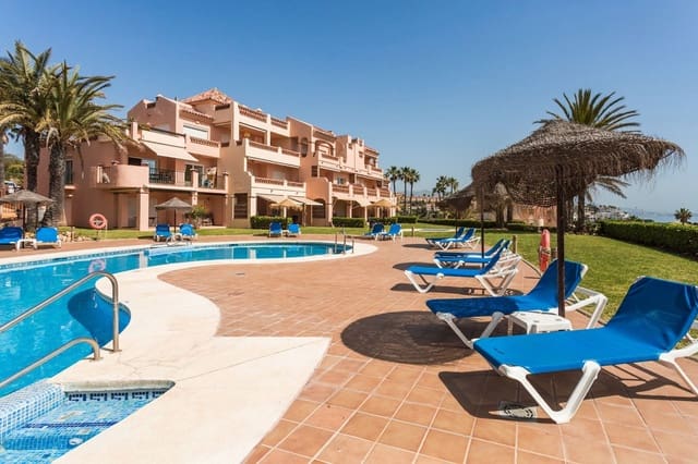 Apartamento de 2 habitaciones en Mijas Costa, Mijas en venta con piscina garaje - 399.000 € (Ref: 9815161)