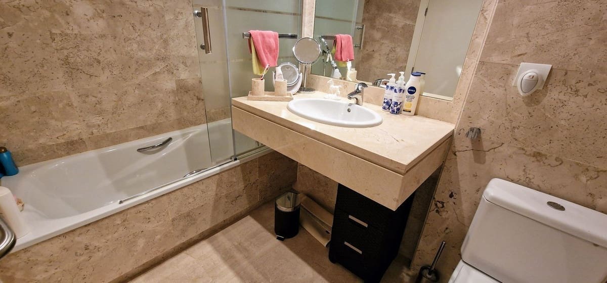 3 quarto Casa em Banda para venda em Cabopino com piscina - 550 000 € (Ref: 9816299)