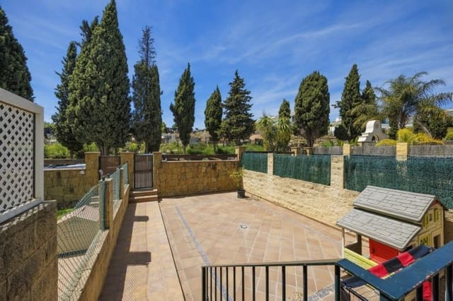 3 quarto Casa em Banda para venda em Golden Mile, Marbella com piscina garagem - 849 000 € (Ref: 9816450)
