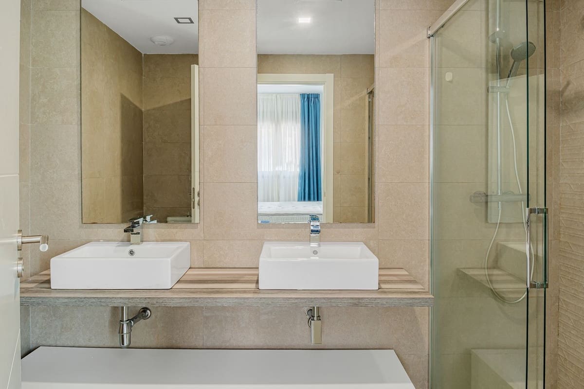 3 quarto Apartamento para venda em Benalmadena com piscina garagem - 630 000 € (Ref: 9820645)