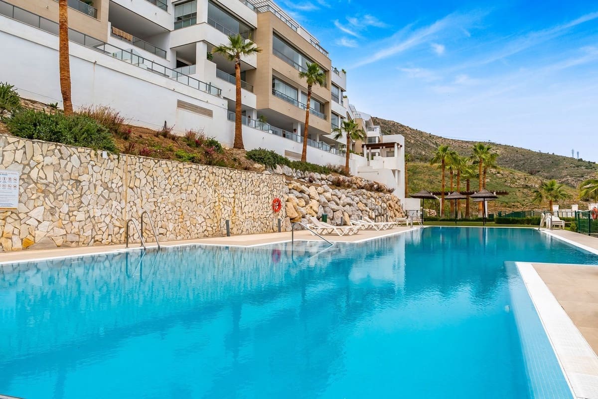 3 quarto Apartamento para venda em Benalmadena com piscina garagem - 630 000 € (Ref: 9820645)